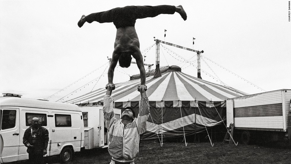 140507173908-circus-two-acrobats-horizontal-large-gallery