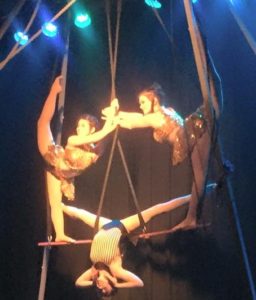 triple trapeze
