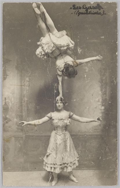 63bf2f5370606d336c788b20b7aece67--vintage-circus-photos-vintage-carnival